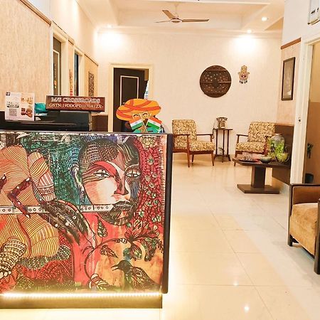Crossroads Hotel Calcutta Buitenkant foto